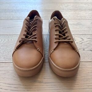 Thursday Boot Company Women's Premier Low Top Leather Shoes in Size 8